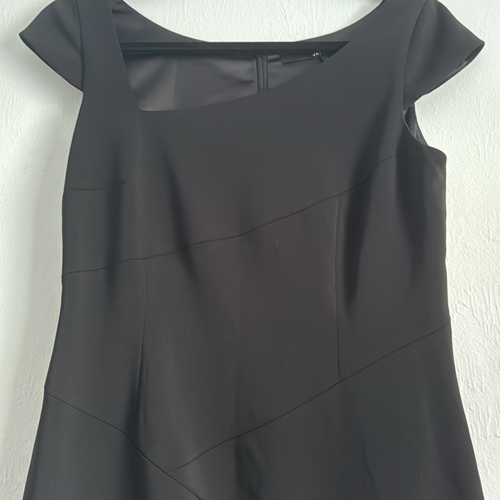 Little black dress - Picture 2 of 3